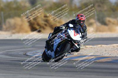 media/Jan-14-2024-SoCal Trackdays (Sun) [[2e55ec21a6]]/Turn 2 (1025am)/